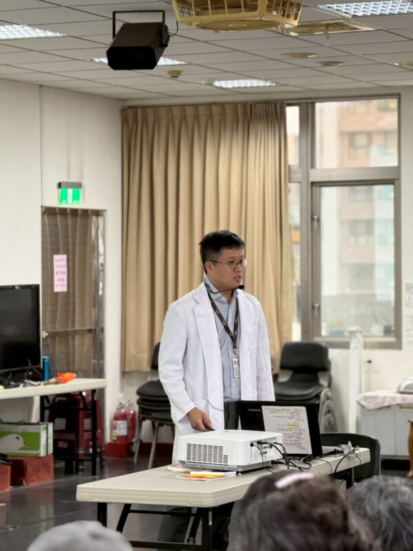 S 30228484 0
