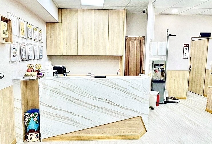 桃鶯風澤｜風澤中醫體系 taoying-fengze-reception-desk